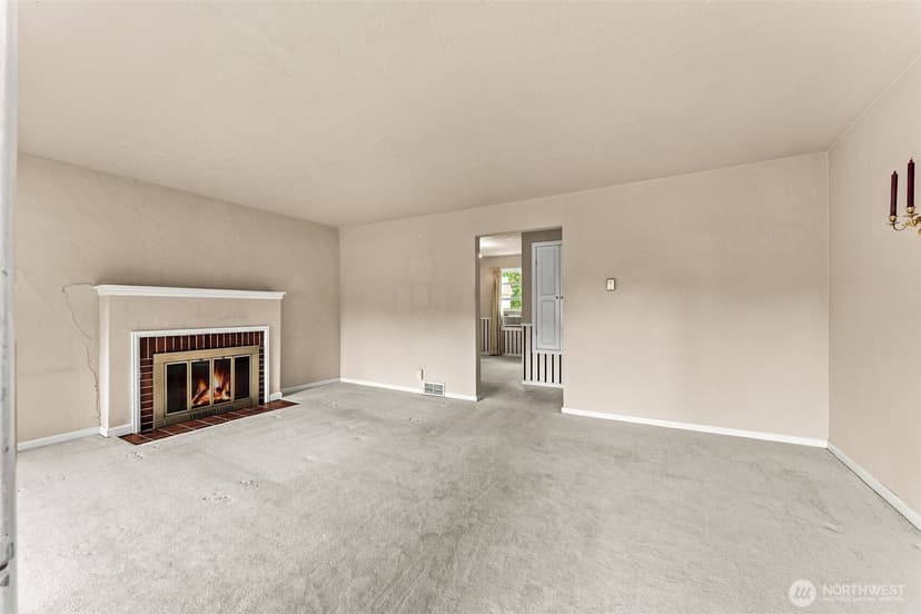 Property photo for 10454 2nd Avenue S, Seattle photo 2