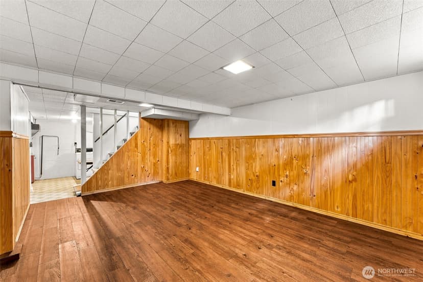 Property photo for 10454 2nd Avenue S, Seattle photo 19