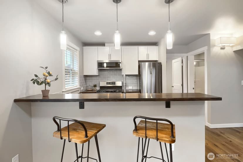 Property photo for 12757 Dayton Avenue N #B, Seattle photo 14