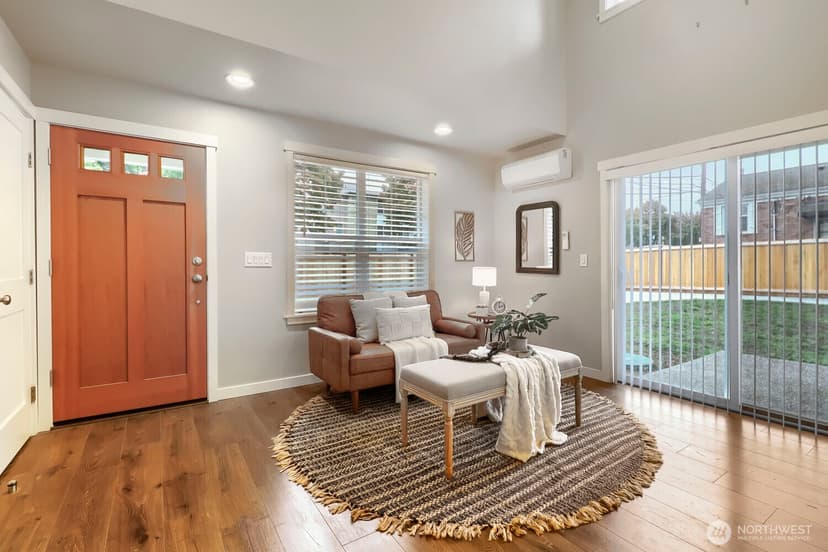 Property photo for 12757 Dayton Avenue N #B, Seattle photo 8