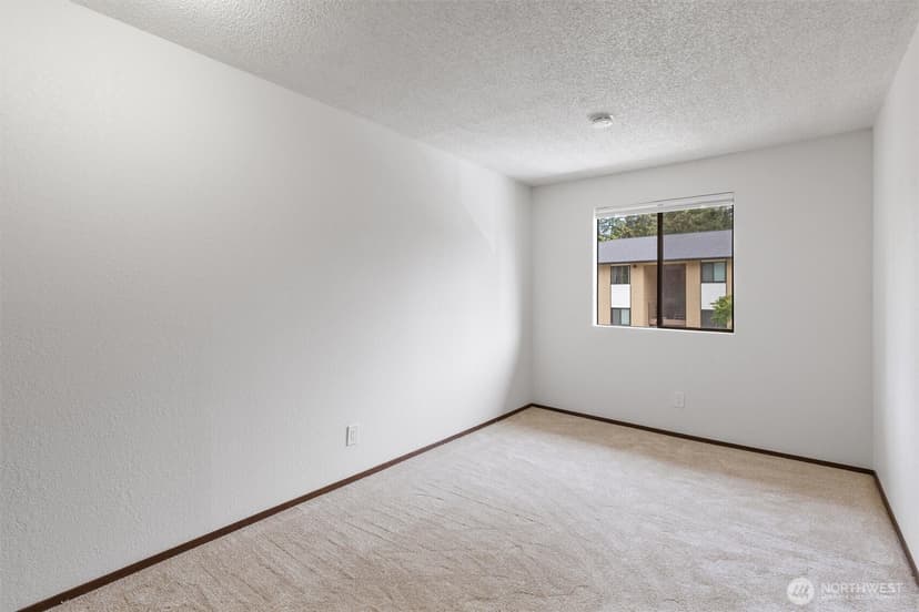 Property photo for 16200 NE 12th Court #D59, Bellevue photo 23