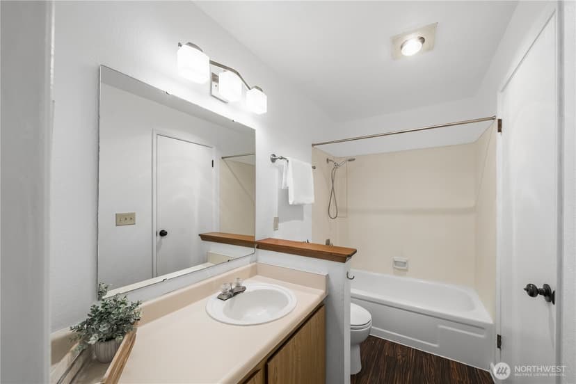 Property photo for 1740 NE 86th Street #311, Seattle photo 13
