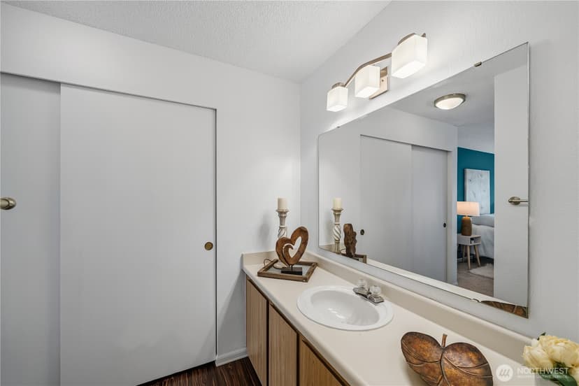 Property photo for 1740 NE 86th Street #311, Seattle photo 14