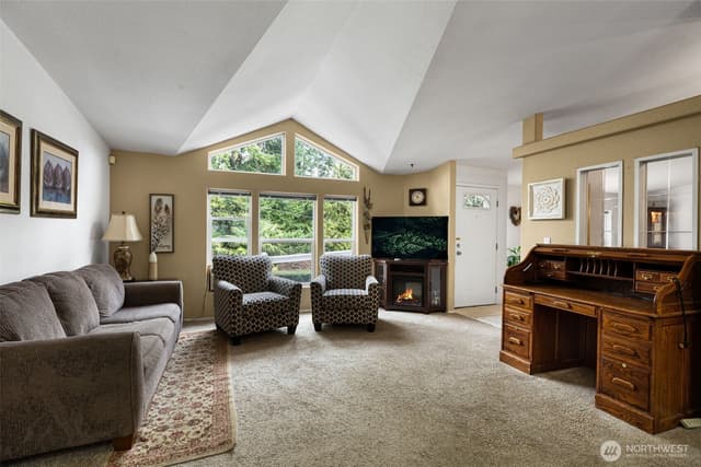 Property photo for 11921 SE 268th Street, Kent photo 5