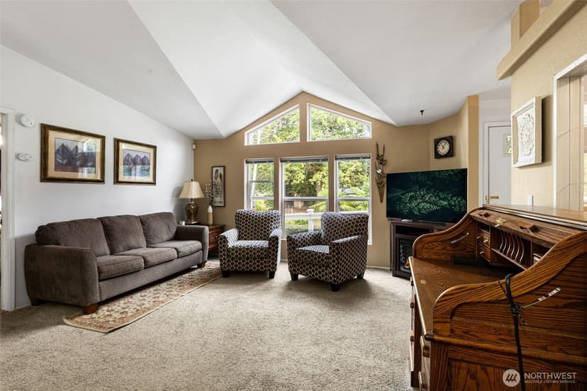 Property photo for 11921 SE 268th Street, Kent photo 6