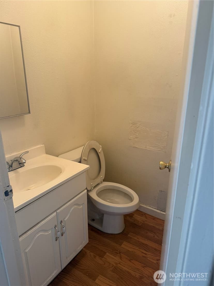 Property photo for 10427 13th Avenue Ct S, Tacoma photo 9