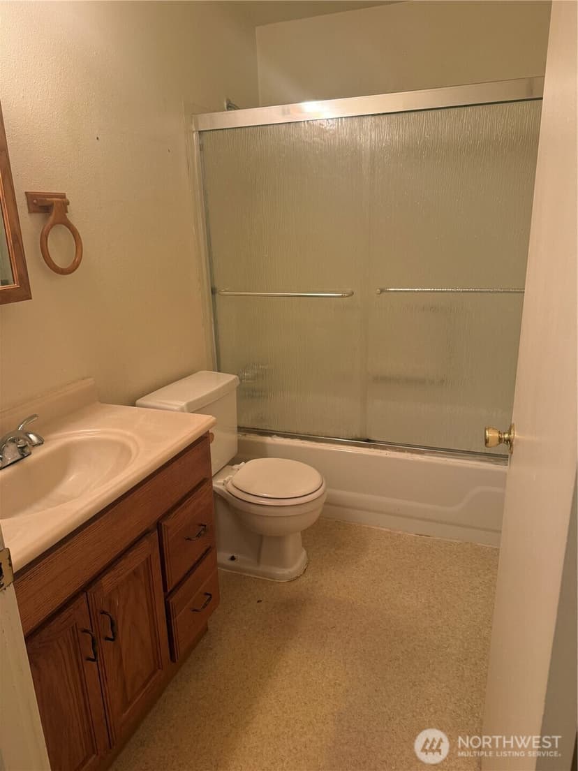 Property photo for 10427 13th Avenue Ct S, Tacoma photo 13