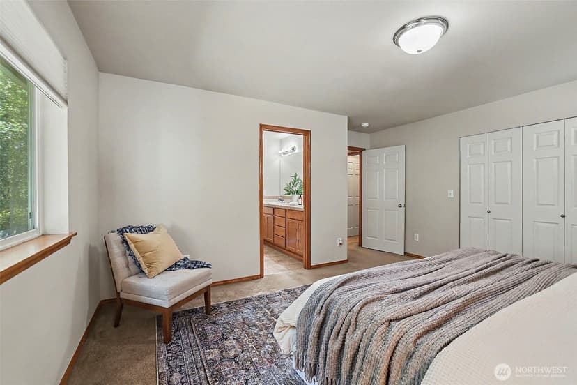 Property photo for 4011 160th Place SE, Bothell photo 25