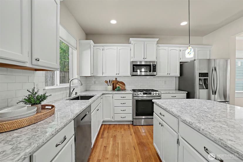 Property photo for 4011 160th Place SE, Bothell photo 6