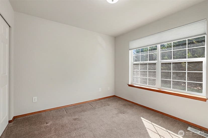 Property photo for 4011 160th Place SE, Bothell photo 18
