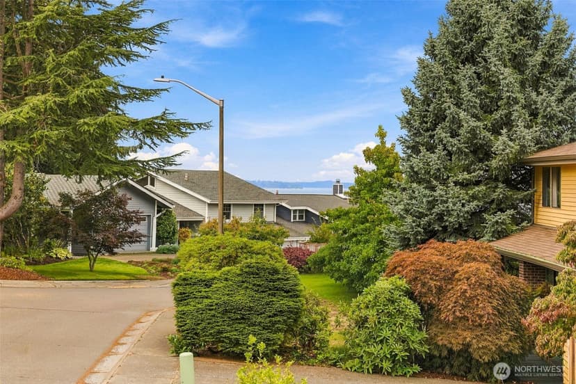 Property photo for 29608 3rd Avenue S, Federal Way photo 17