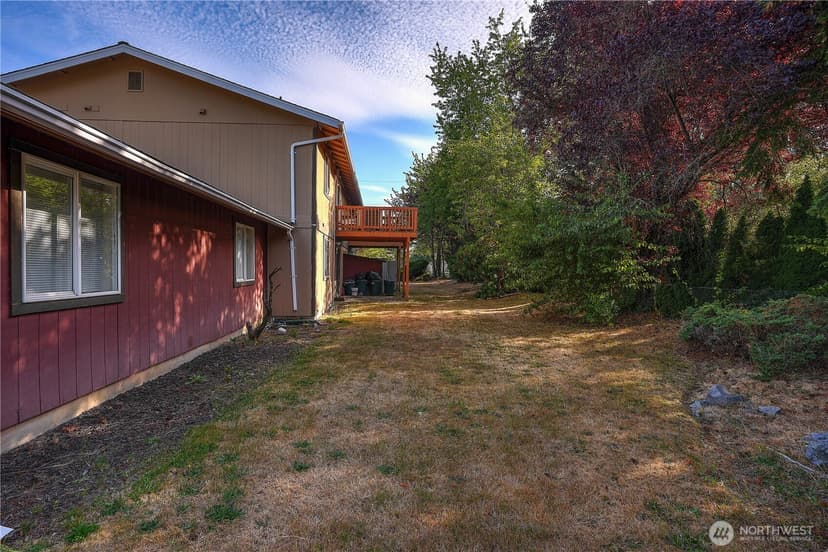 Property photo for 10214 13th Avenue Ct E #E, Tacoma photo 22