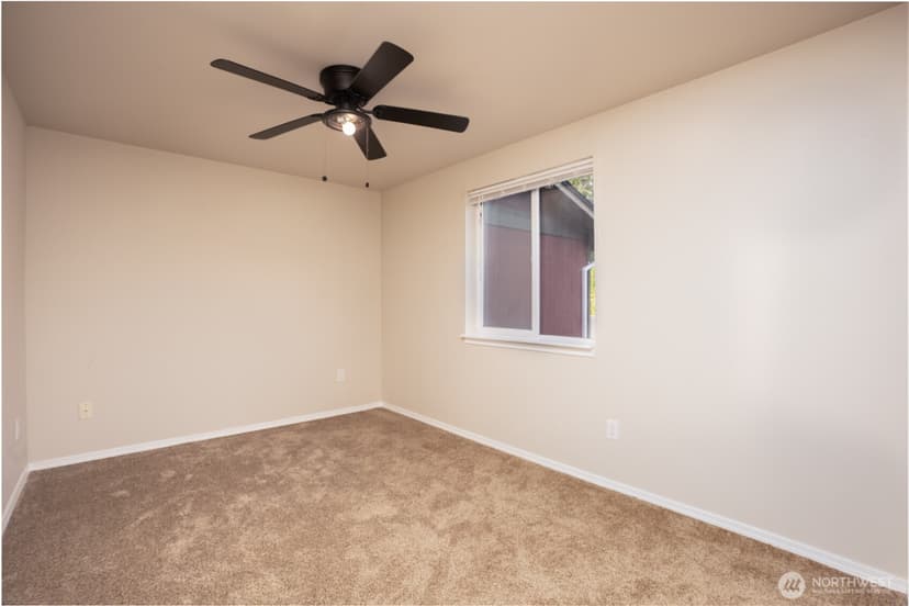 Property photo for 10214 13th Avenue Ct E #E, Tacoma photo 15