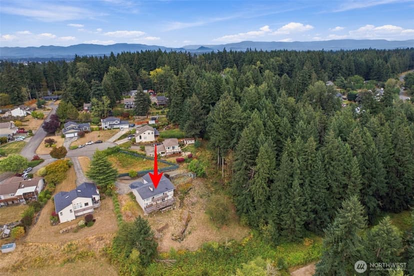 Property photo for 16408 39th St Court E, Lake Tapps photo 2