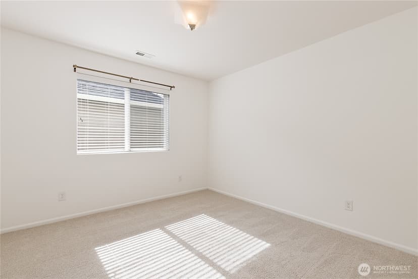 Property photo for 27435 209th Court SE, Maple Valley photo 24