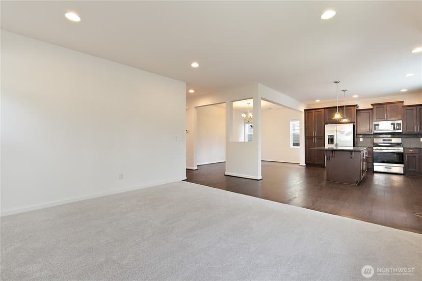 Property photo for 27435 209th Court SE, Maple Valley photo 6