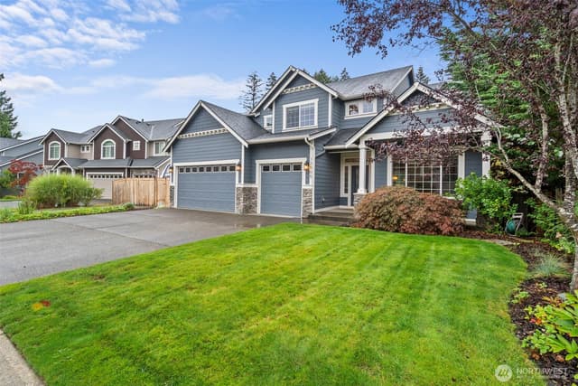 Property photo for 12905 195th Ave Court E, Bonney Lake photo 2