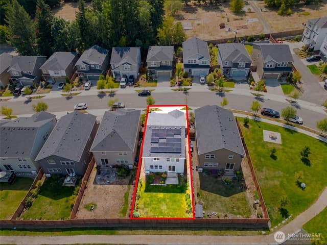Property photo for 1613 NE Calavista Street, Poulsbo photo 2