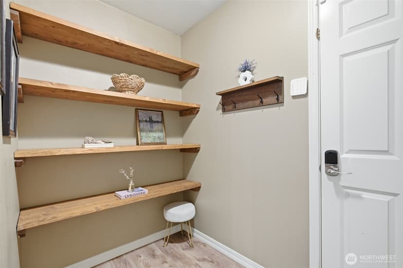 Property photo for 36706 SE Gravenstein Court, Snoqualmie photo 14