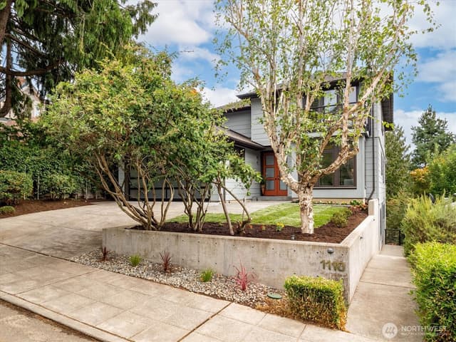 Property photo for 1110 36th Avenue, Seattle photo 3