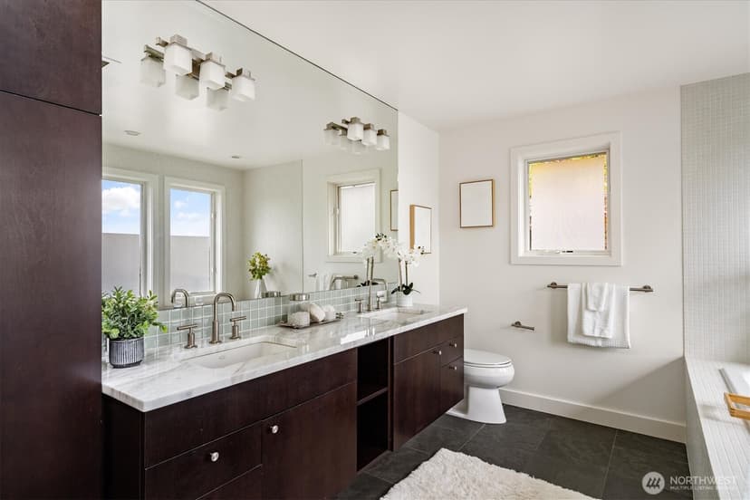 Property photo for 1110 36th Avenue, Seattle photo 21
