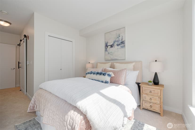 Property photo for 1410 E Pine Street #W307, Seattle photo 15