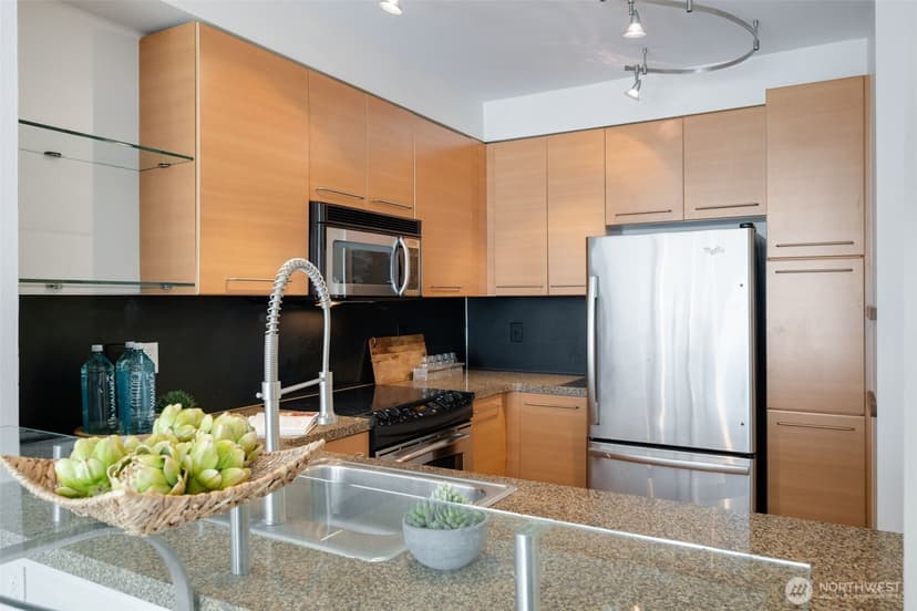 Property photo for 1410 E Pine Street #W307, Seattle photo 7