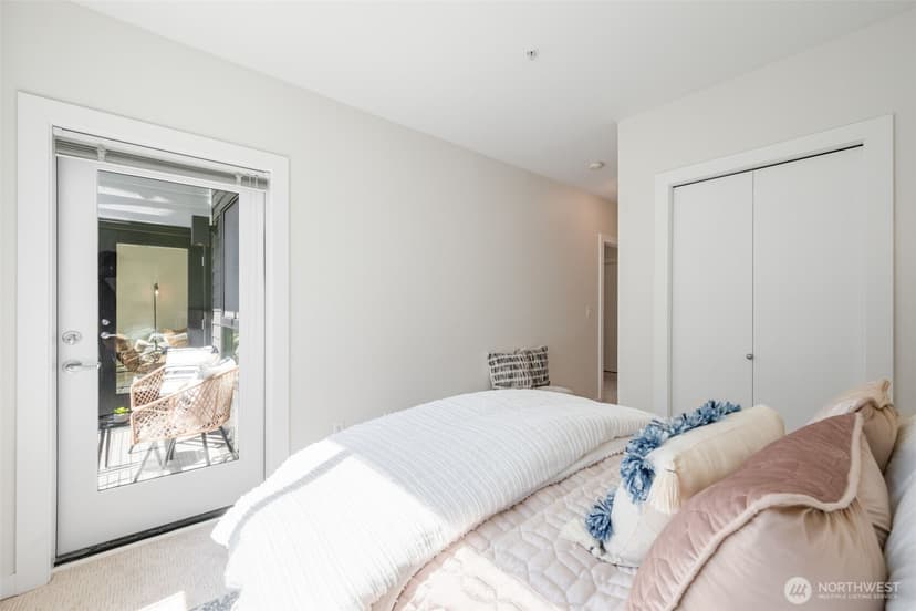 Property photo for 1410 E Pine Street #W307, Seattle photo 16