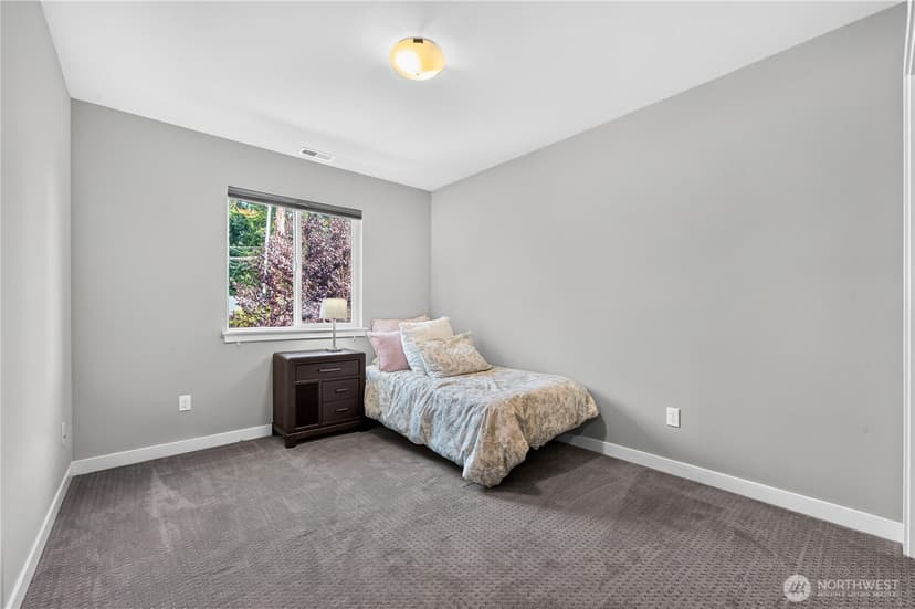 Property photo for 4404 Forest Drive, Everett photo 23