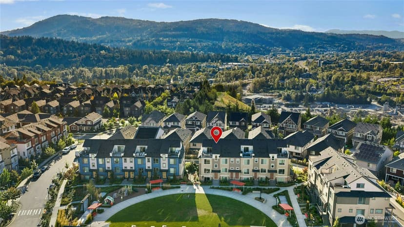 Property photo for 1085 6th Walk NE, Issaquah photo 30