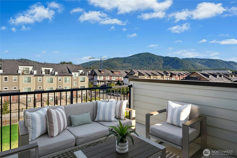 Property photo for 1085 6th Walk NE, Issaquah photo 26