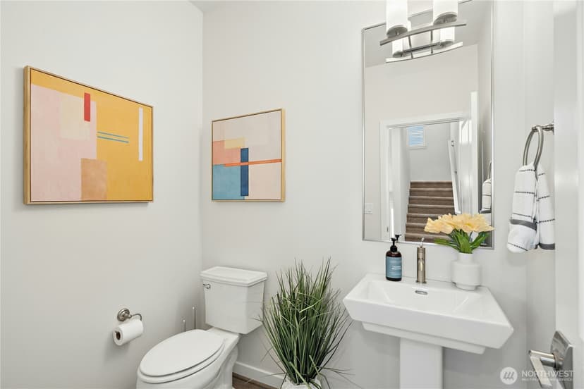 Property photo for 1085 6th Walk NE, Issaquah photo 15