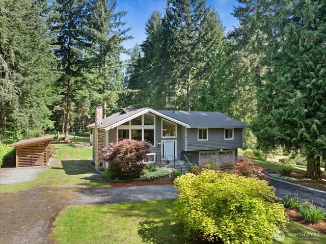 Property photo for 23004 NE 64th Street, Redmond photo 4