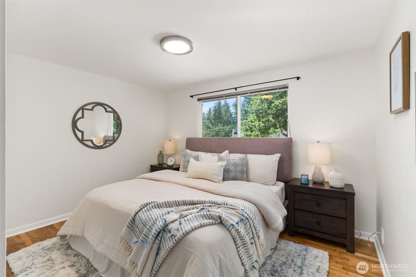Property photo for 20322 21st Avenue NE, Shoreline photo 19
