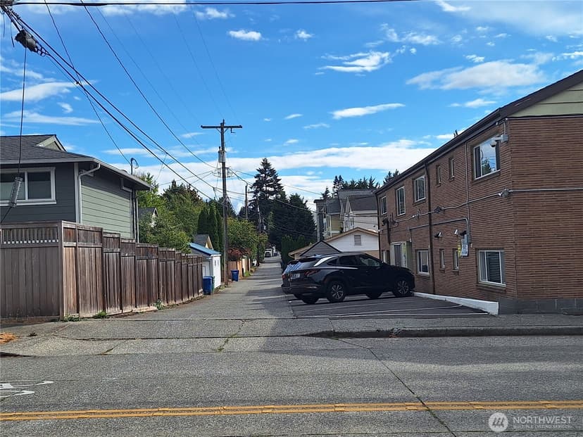 Property photo for 5647 38th Avenue SW, Seattle photo 5
