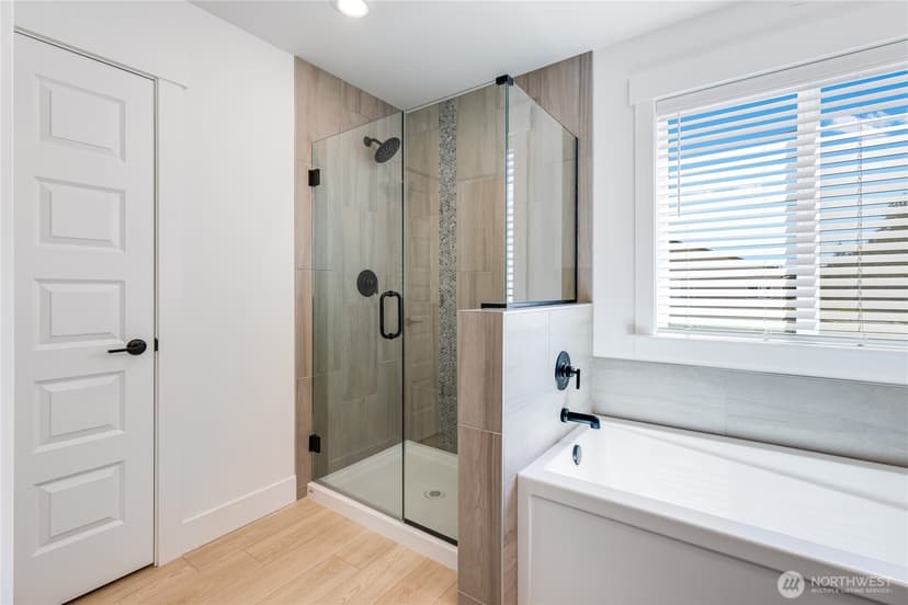 Property photo for 32132 Grand Avenue SE, Black Diamond photo 15