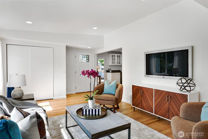 Property photo for 3830 NE 123rd Street, Seattle photo 5