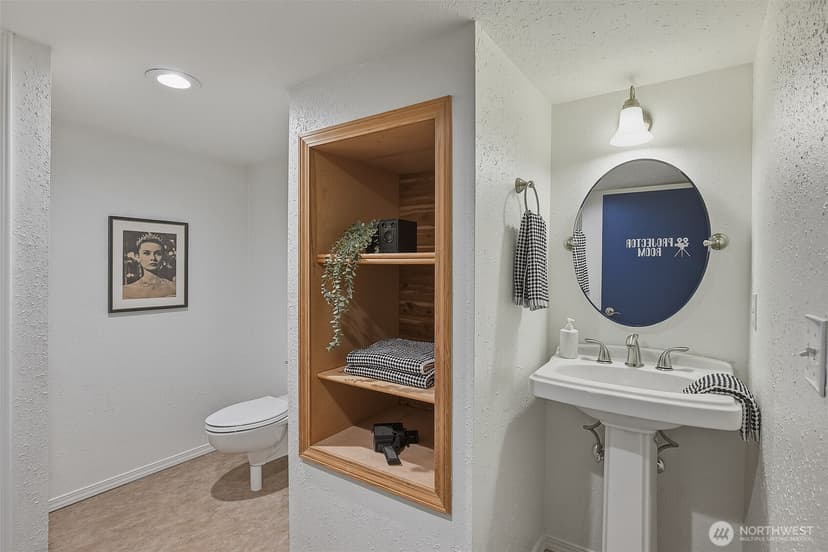 Property photo for 4115 SW Kenyon Street, Seattle photo 34