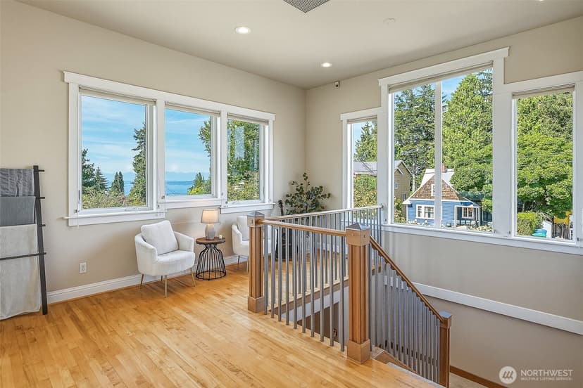 Property photo for 4115 SW Kenyon Street, Seattle photo 21