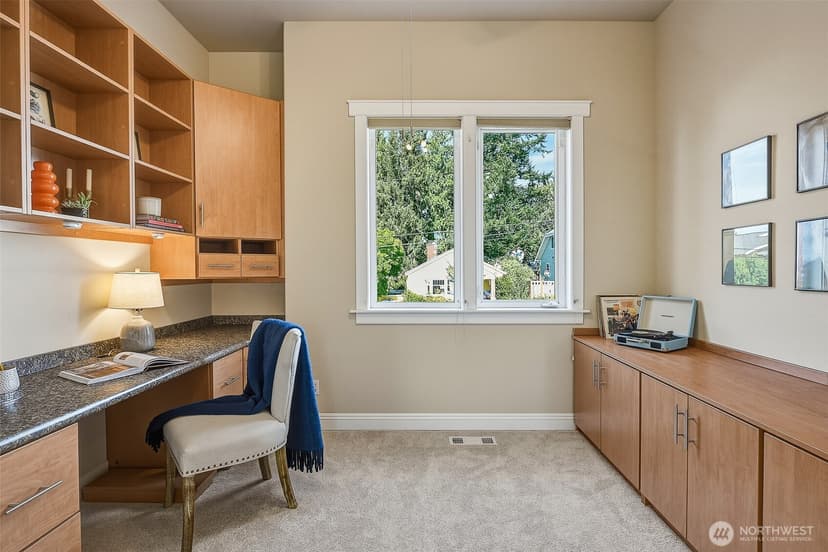 Property photo for 4115 SW Kenyon Street, Seattle photo 31
