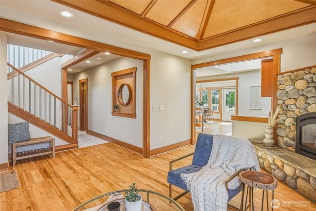 Property photo for 4115 SW Kenyon Street, Seattle photo 5