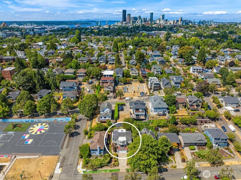 Property photo for 209 32nd Avenue, Seattle photo 32