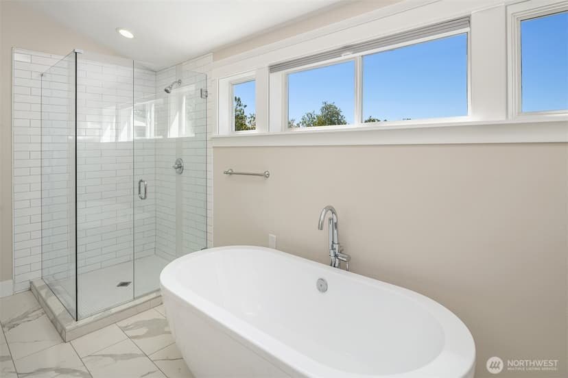 Property photo for 209 32nd Avenue, Seattle photo 19