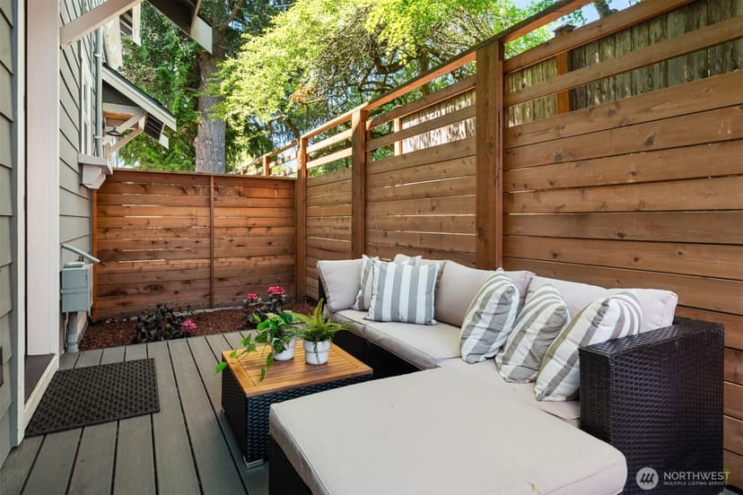 Property photo for 7546 26th Avenue NW #B, Seattle photo 12