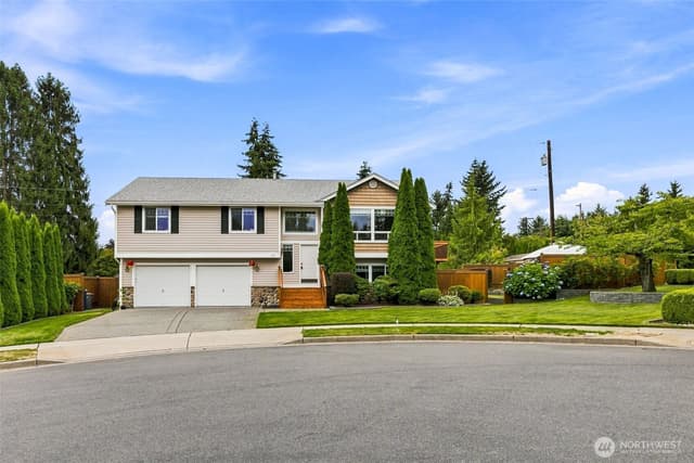 Property photo for 714 144th Street SW, Lynnwood photo 3