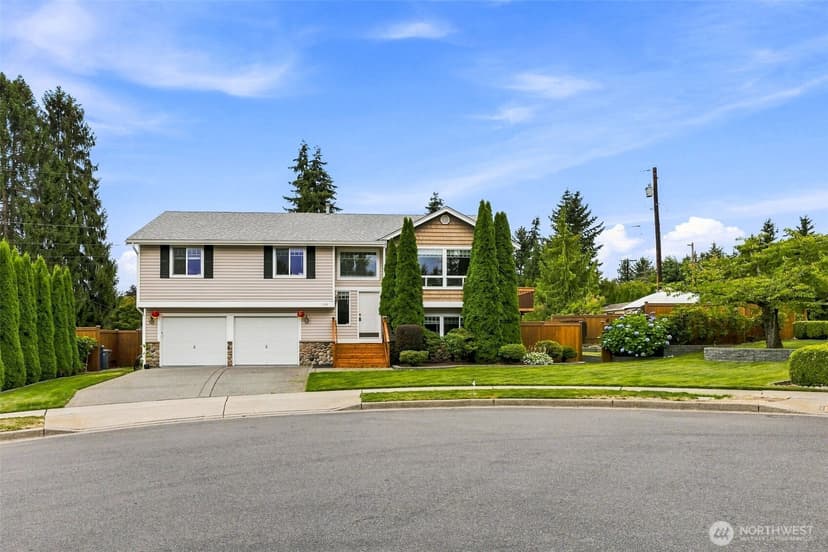 Property photo for 714 144th Street SW, Lynnwood photo 3