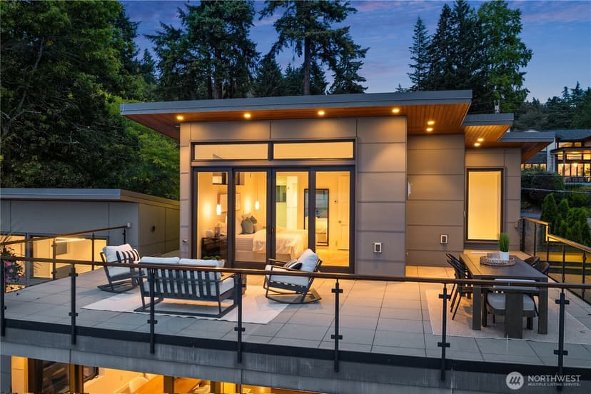 Property photo for 13031 Holmes Point Drive NE, Kirkland photo 22