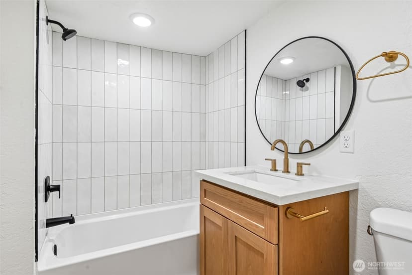 Property photo for 10522 22nd Avenue E, Tacoma photo 18