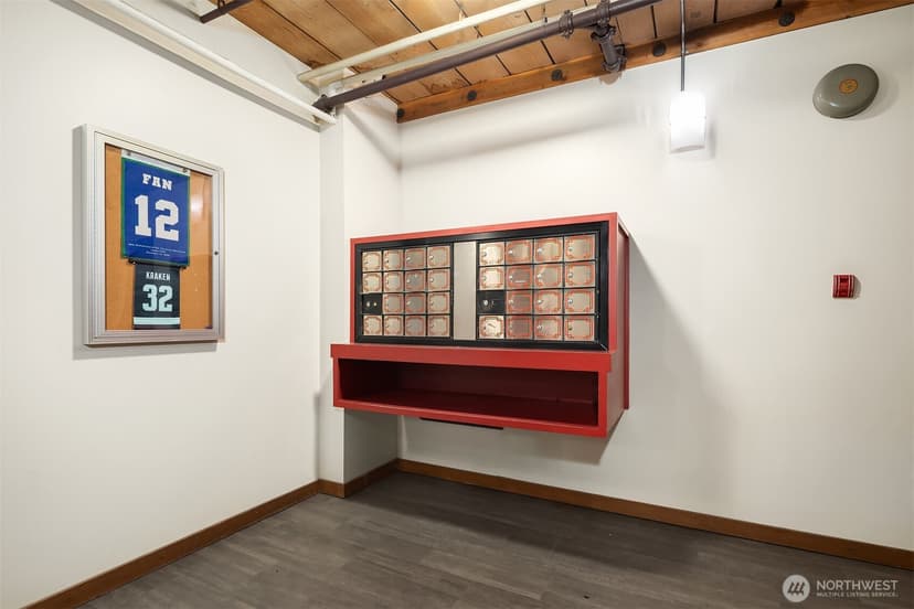 Property photo for 1507 Western Avenue #R201, Seattle photo 15