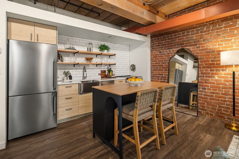 Property photo for 1507 Western Avenue #R201, Seattle photo 9